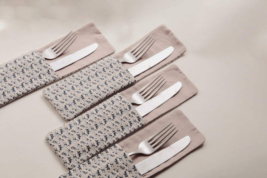 Bo Cutlery Holders Table Set