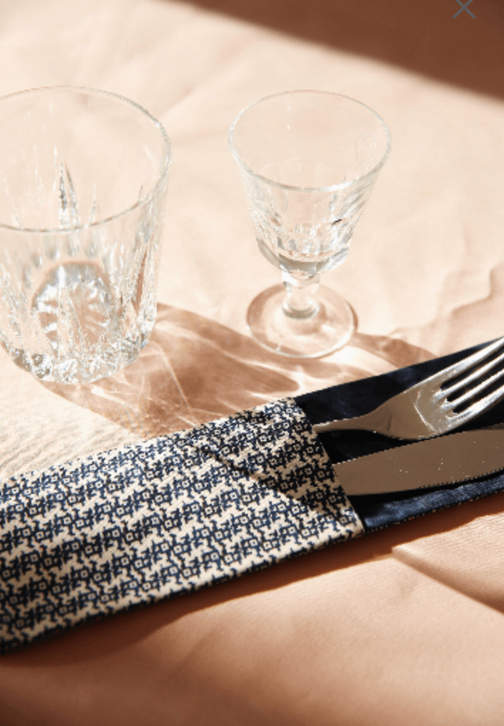 Bo Cutlery Holders Table Set